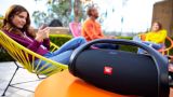 JBL ������� �� �������� IFA "������� ����� Bluetooth-�������"